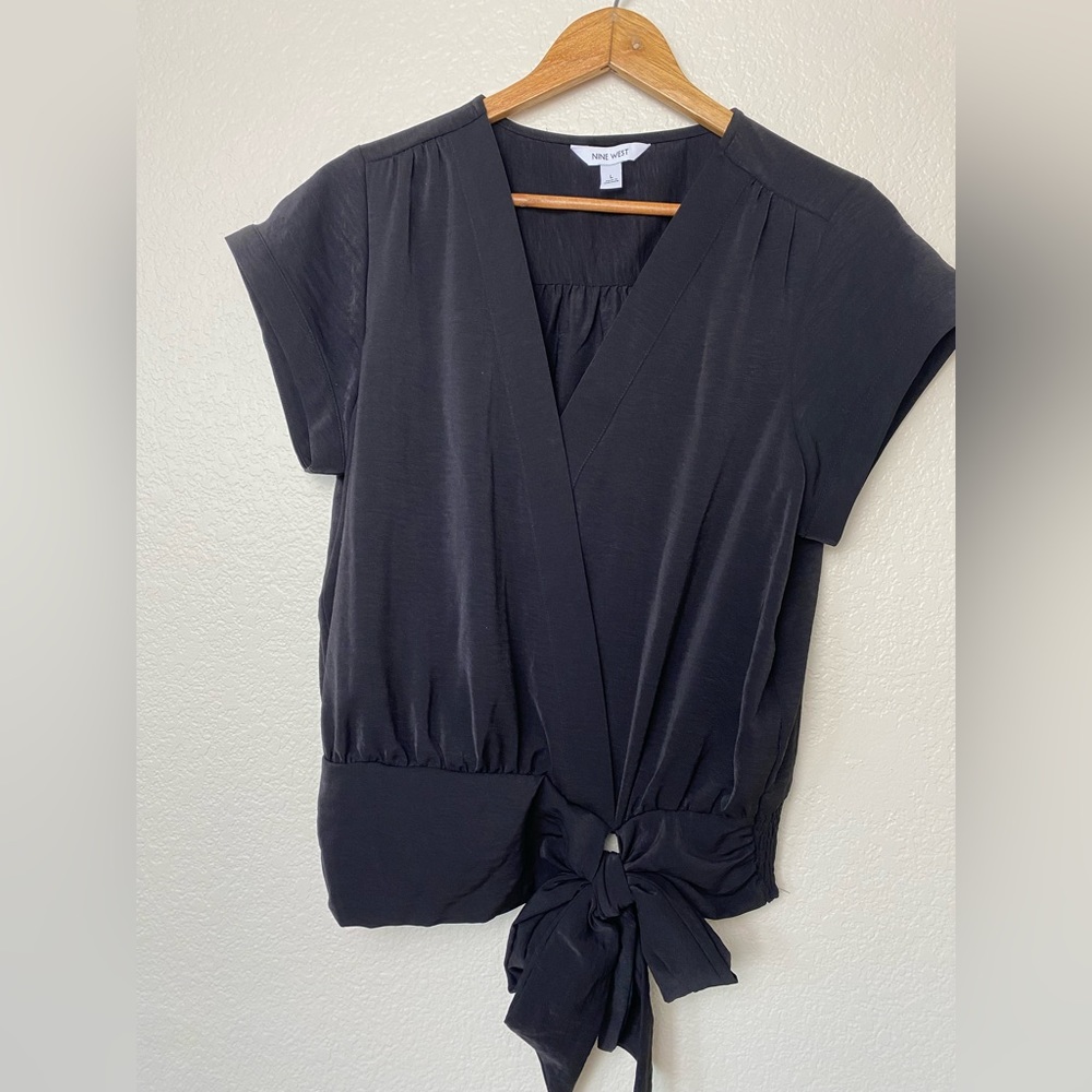 Nine West Short Sleeve Black Top Size Large